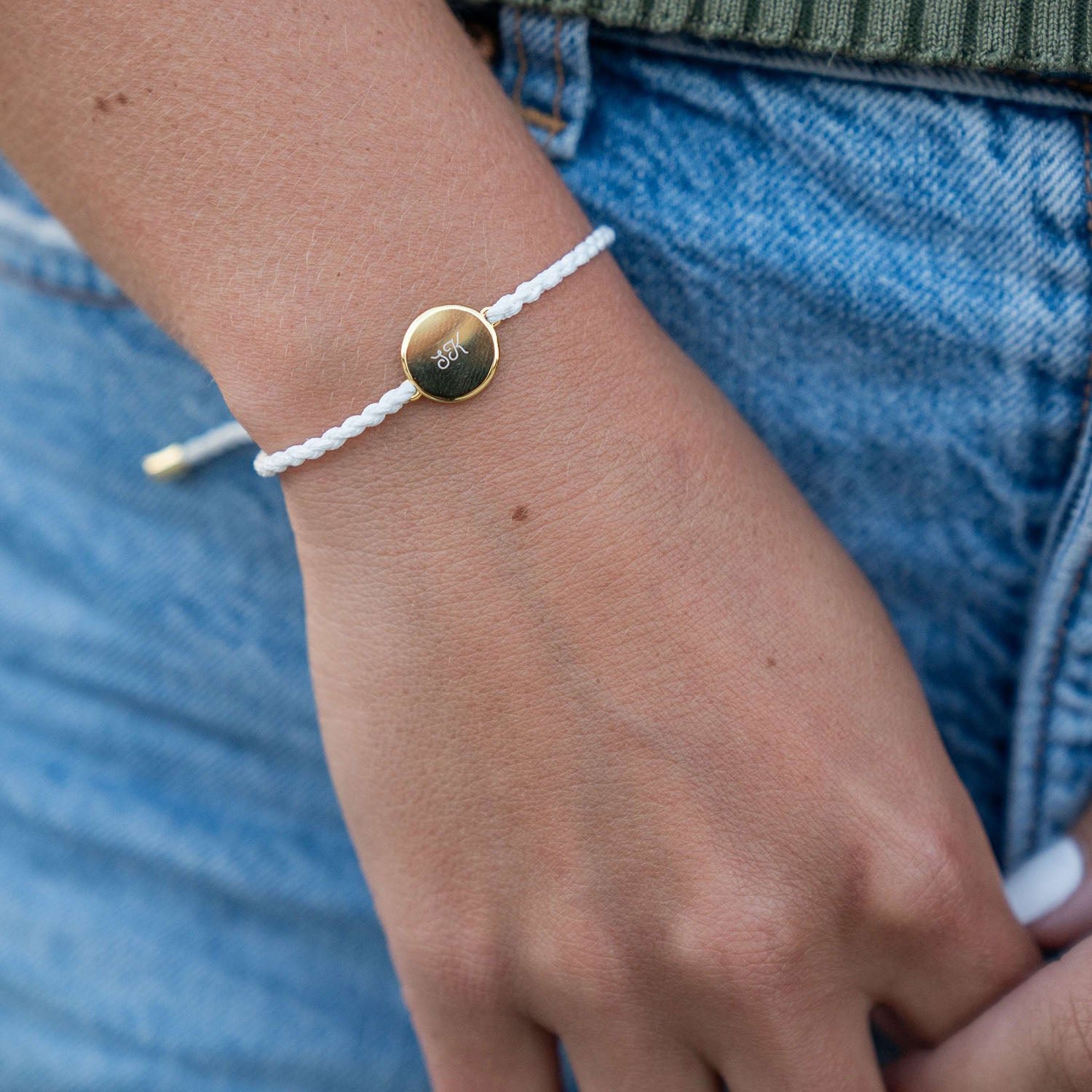 Engravable Circle Bracelet - Image 9